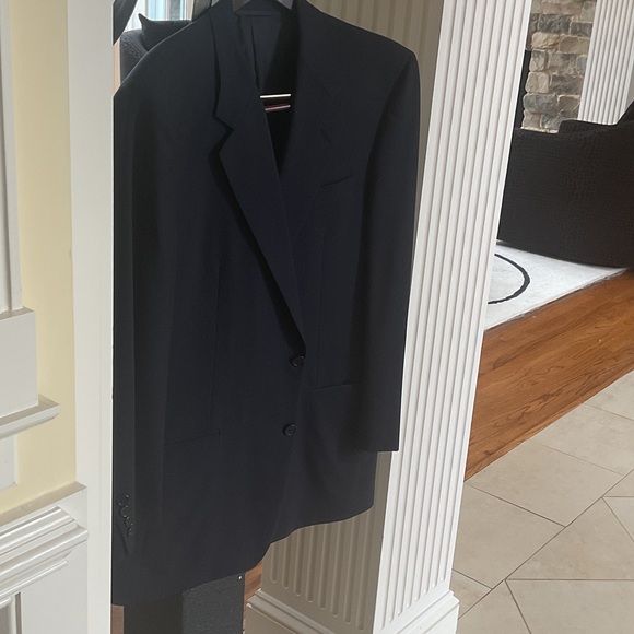 HICKEY FREEMAN By BARNEYS Classic Navy Blue Suit